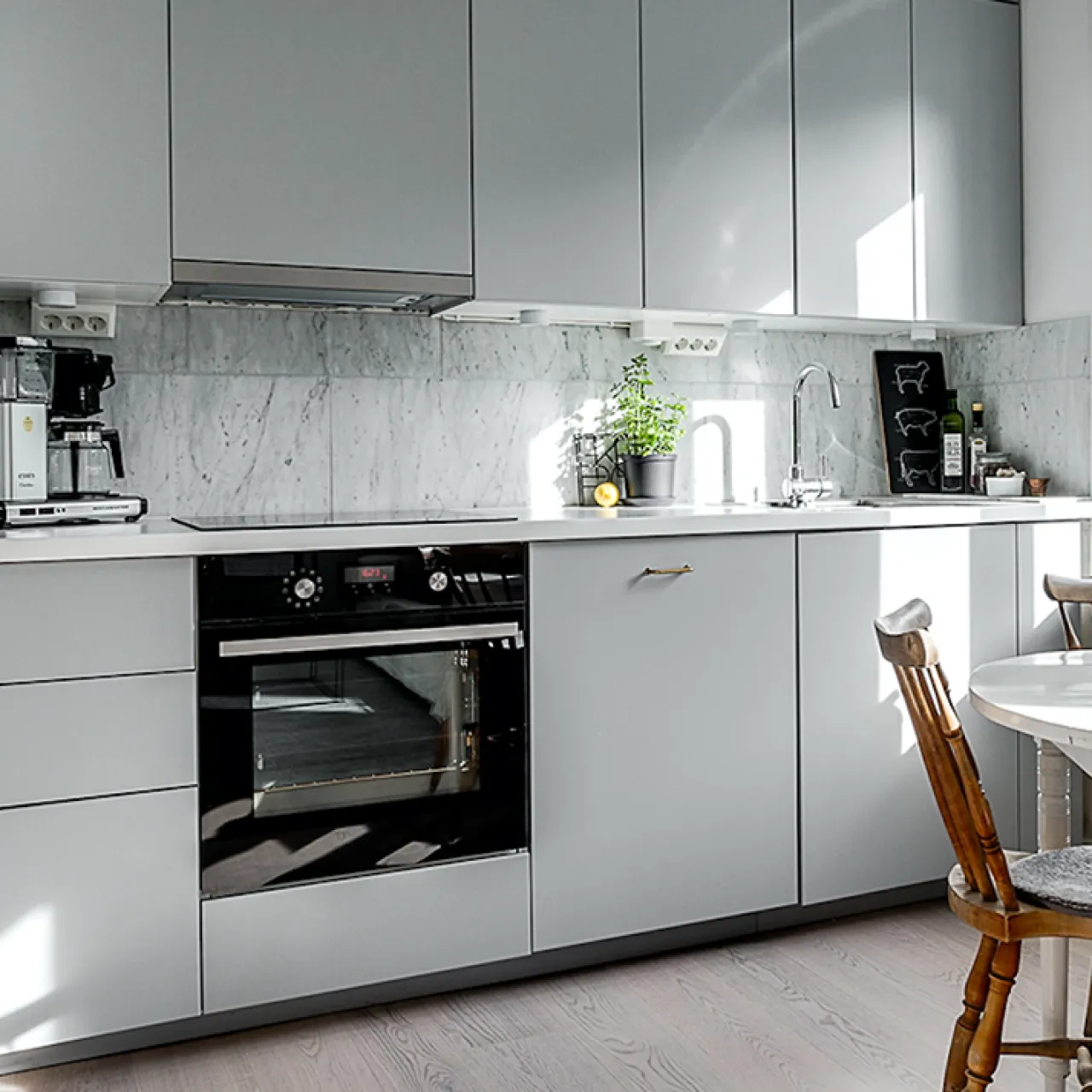 Kampanj Sten, Grus & Sand|Marmor*Italian Marble Bianco Carrara C Polerad 61x31 cm