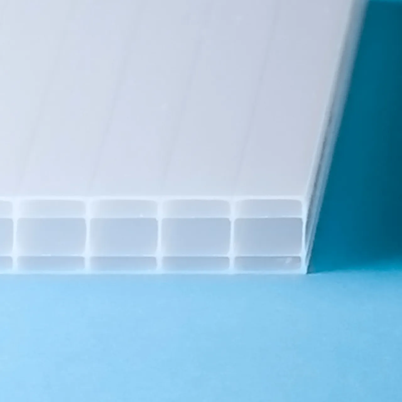 Halle Isolux 10 mm Opal