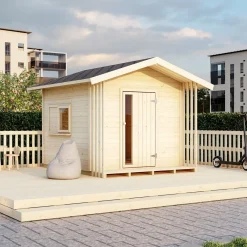 Kampanj Baby & Barn|Lekstuga*Luoman Lillevilla Satakieli 3,25 m² Trästuga med Sadeltak